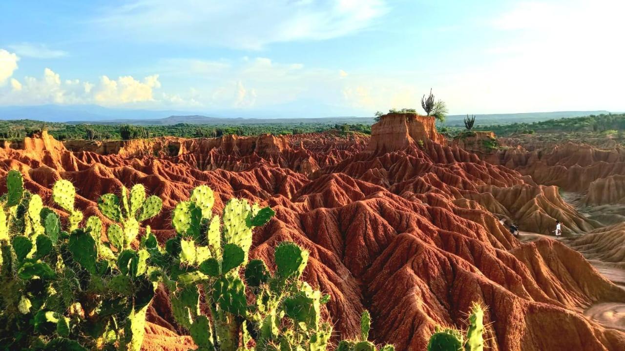 Avani Del Desierto Villavieja Buitenkant foto